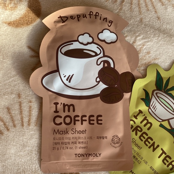 Pack of 3 TONYMOLY sheet masks - Picture 2 of 7